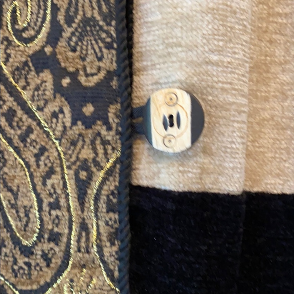 Jacket - Picture 3 of 3